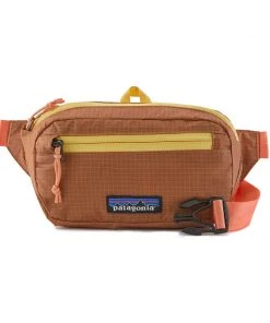 Patagonia Ultralight Black Hole® Mini Hip Pack - Spring 2022 10 Patagonia Ultralight Black Hole® Mini Hip Pack - Spring 2022