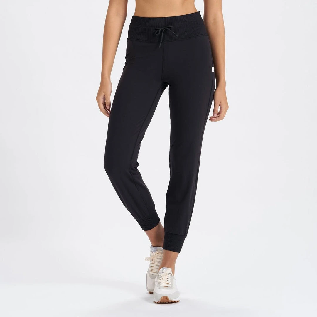 Vuori Women's Daily Jogger - Winter 2021/2022 3 Vuori Women's Daily Jogger - Winter 2021/2022